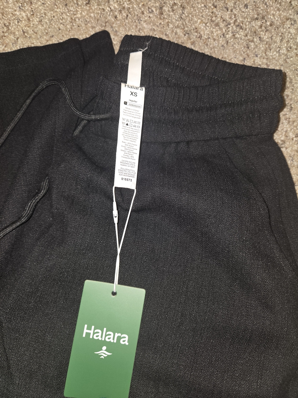 Black HALARA High-Waisted Linen Pants - Picture 4 of 4